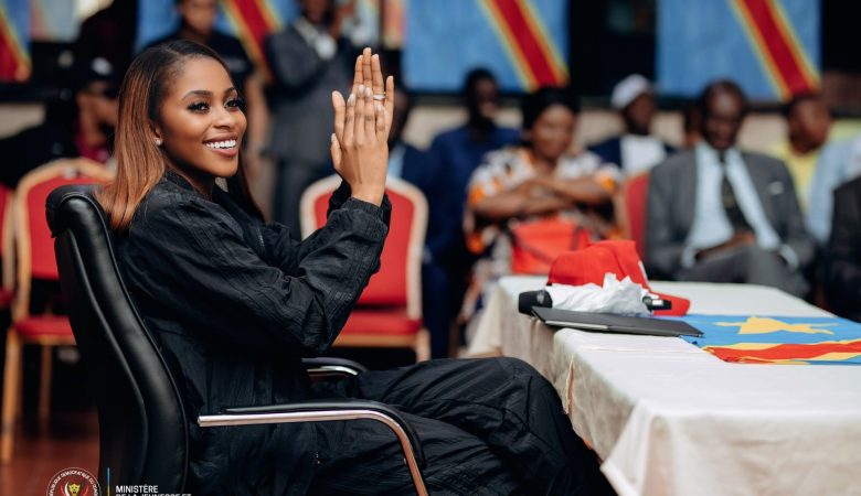 Mbuji-Mayi accueille les Consultations Nationales de la Jeunesse  Poursuivant sa grande tournée d’écoute à travers la République, Mme Grace Emie Kutino